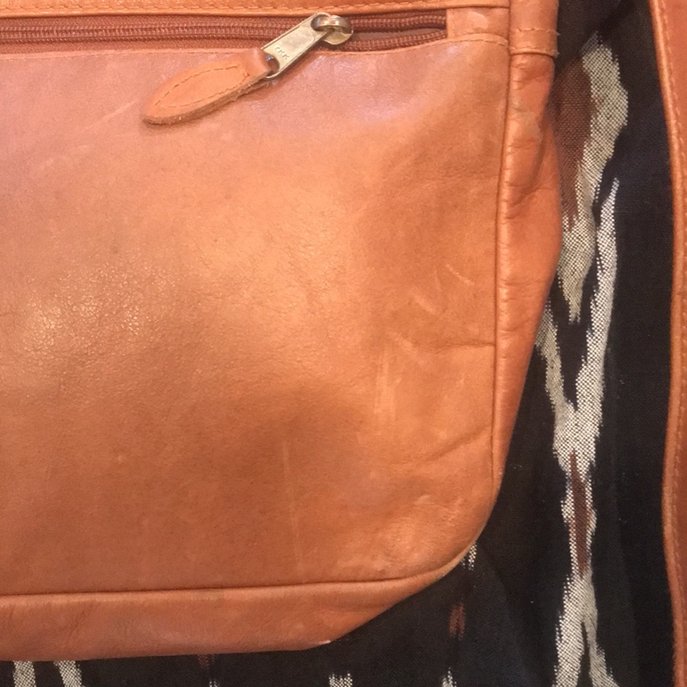 Vintage Leather Messenger Bag - Picture 14 of 16